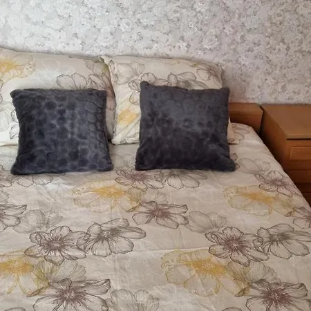 Superb Flat With 3 Bedrooms Parking And Balcony Apartment