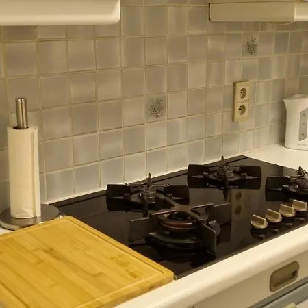 Apartment Superb Flat With 3 Bedrooms Parking And Balcony