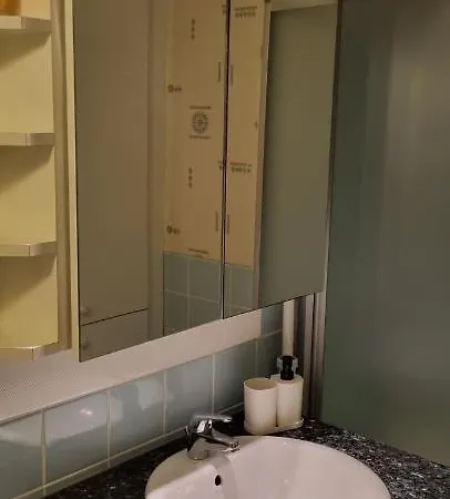Superb Flat With 3 Bedrooms Parking And Balcony アパート *